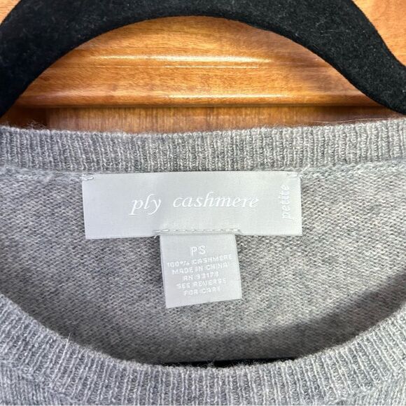 Ply Cashmere Grey Crewneck Sweater Size Small Petite Minimal Classic Casual - Picture 3 of 6